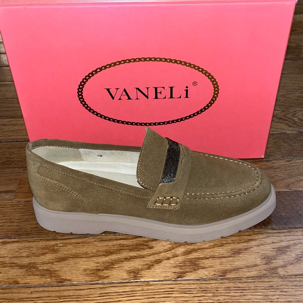 NEW Vaneli Suede Kimmo Loafers Tobacco Brown Women’s Size 8 - Picture 3 of 12